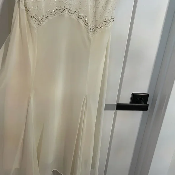 ALEX Evenings Ivory Beaded Sequin Accent Dress - Picture 11 of 13